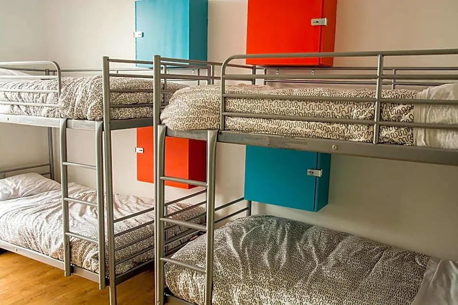Wicked Hostels - Calgary-1