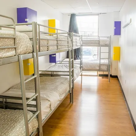 Wicked Hostels - Calgary-3